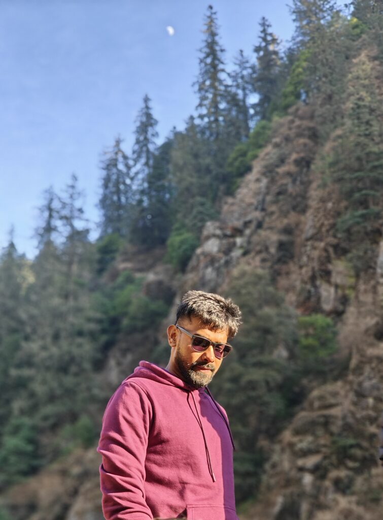 Vikram Mandal founder of Discover spritiual India